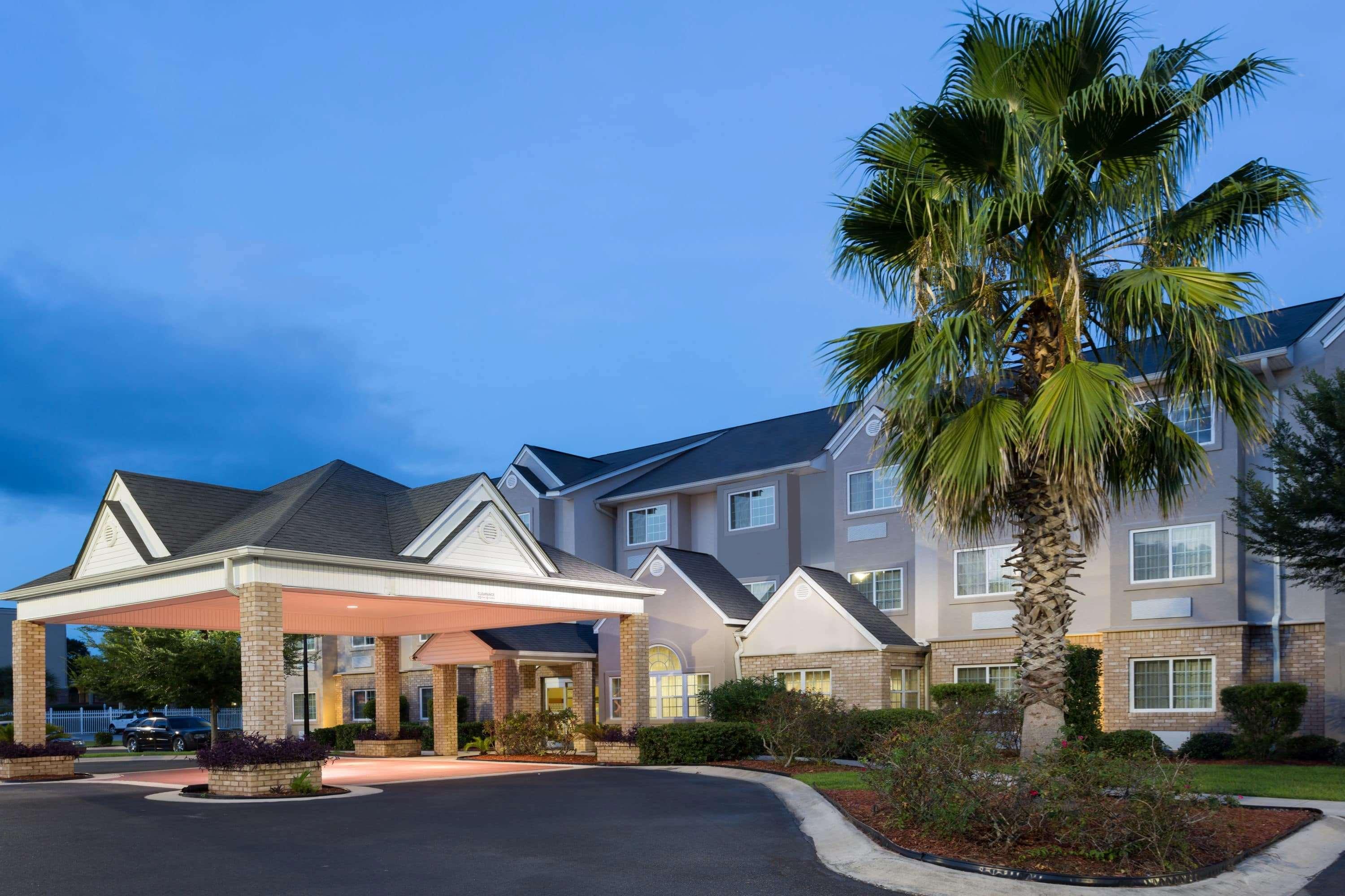 Microtel Inn & Suites By Wyndham Kingsland Naval Base I-95 מראה חיצוני תמונה