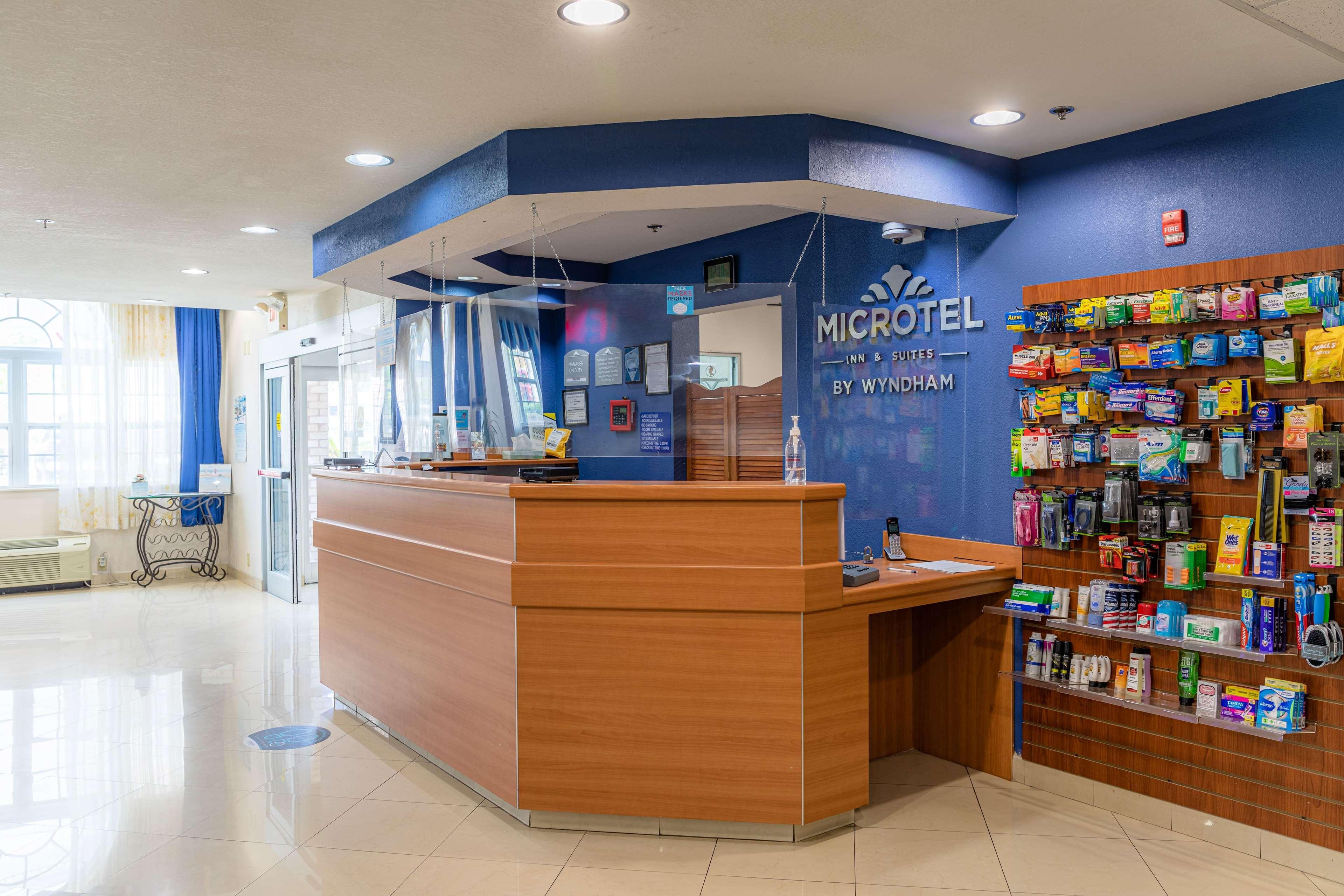 Microtel Inn & Suites By Wyndham Kingsland Naval Base I-95 מראה חיצוני תמונה