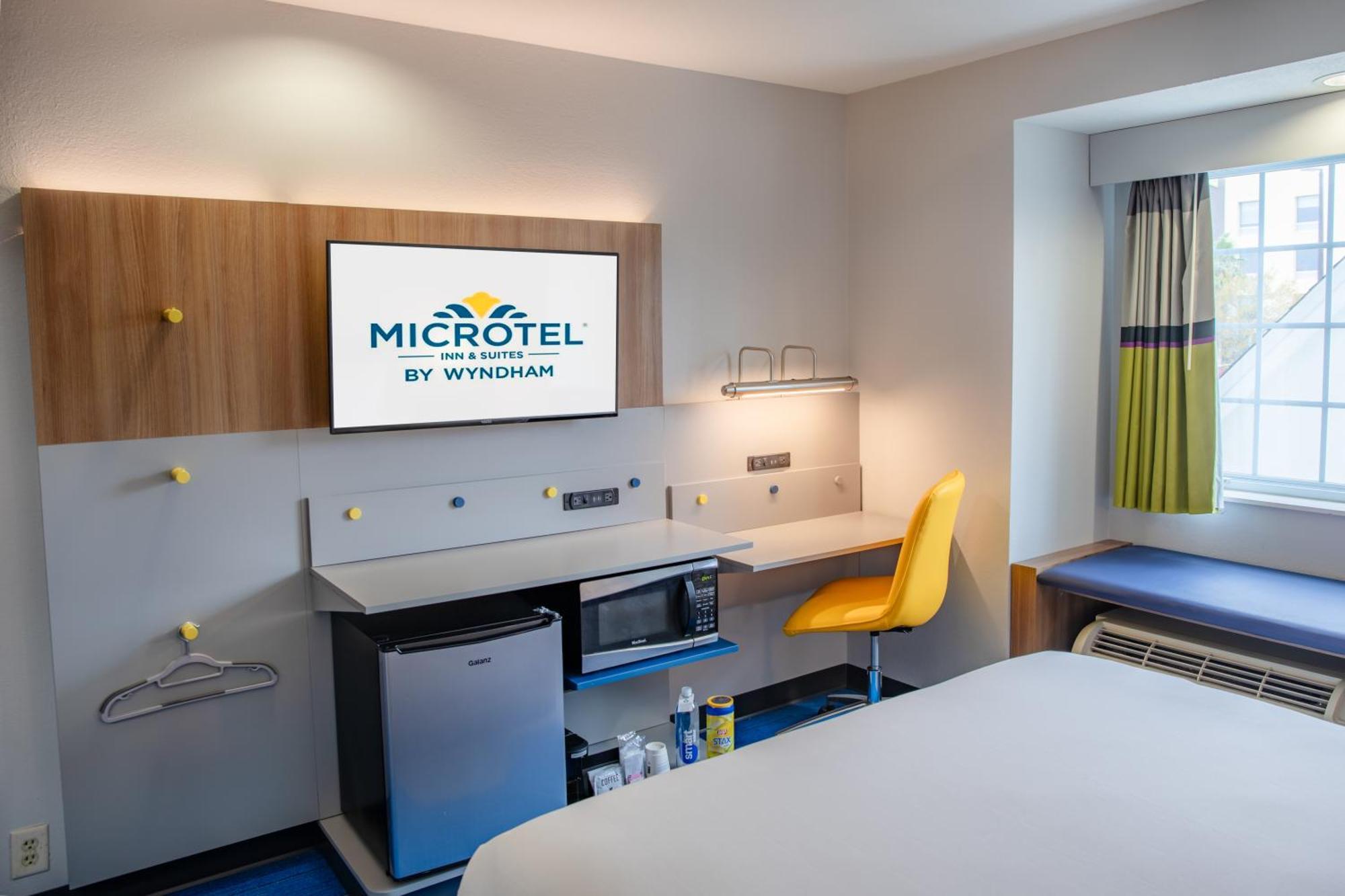 Microtel Inn & Suites By Wyndham Kingsland Naval Base I-95 מראה חיצוני תמונה