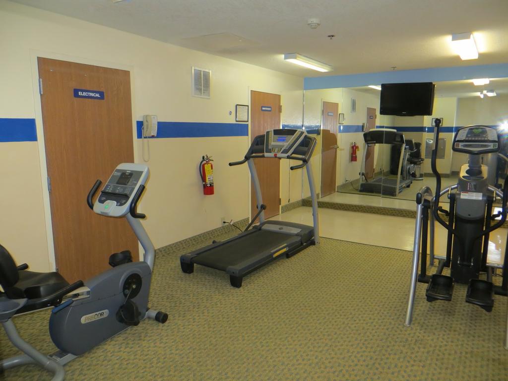 Microtel Inn & Suites By Wyndham Kingsland Naval Base I-95 מראה חיצוני תמונה